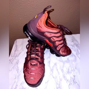 Nike Vapormax Plus 6 1/2